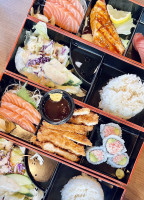 Mizu Sushi Grill food