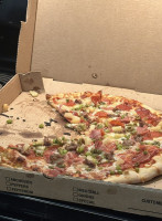 Lombardo's Pizza Of Wyoming food