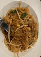 Chalit's Thai Bistro food