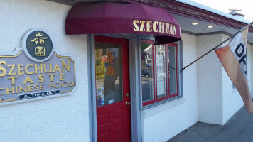 Szechuan Taste Of Exeter food