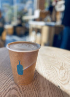 Blue Bottle Coffee outside