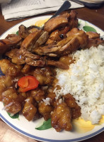 Amy's Peking Palace food