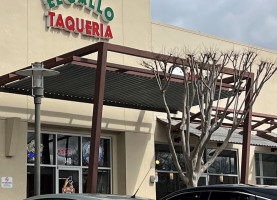 El Gallo Taqueria outside