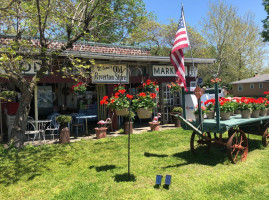 Nelson's Old Riverton Store inside