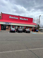 Boston Market outside