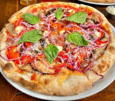 Rise Pizzeria food