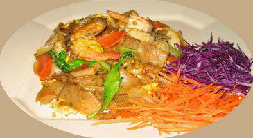 Aroy-d Thai Cuisine food