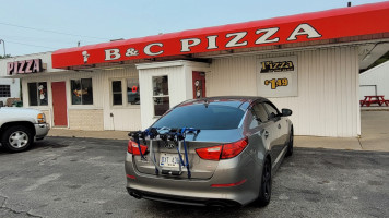 B&c Pizza East Side outside