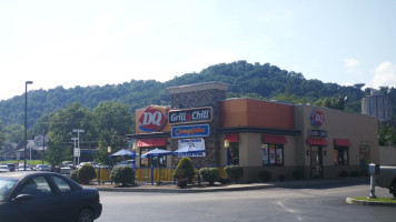 Dairy Queen Grill Chill inside