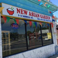 New Asian Garden outside