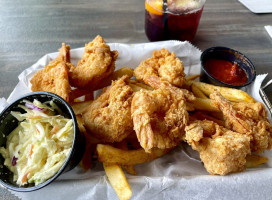 Skipper's Pier Restaurant Dock Bar food