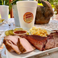 Zeke's Bbq Smokehouse food