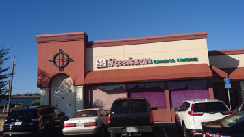 Szechuan Chinese Cuisine outside