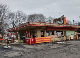 Chick Inn Drive In outside