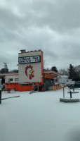 Chick Inn Drive In outside