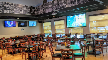 Tailgaters Sports Grill inside