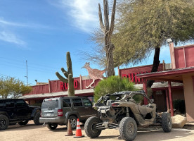 Roadrunner Restuarant outside