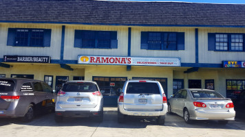 Ramona's Mexican Food outside