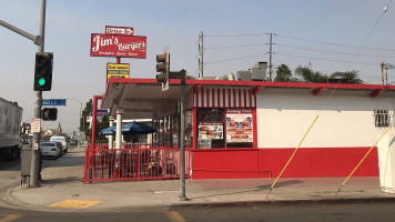 Jim's Burgers outside