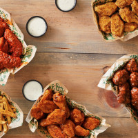 Wingstop inside