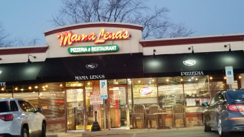 Mama Lena's Pizza food