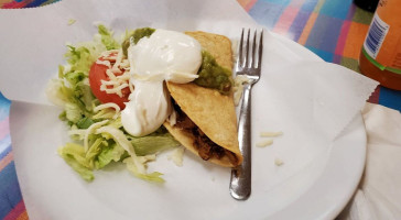 Taqueria Los Gallos food