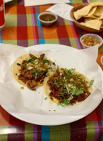 Taqueria Los Gallos food