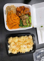 King's Wok Express food