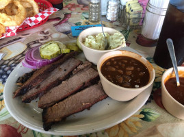 Oakridge Smokehouse food