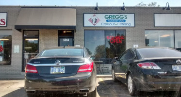 Gregg's Gourmet Cafe outside