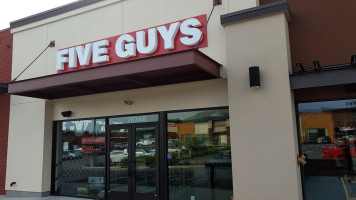 Five Guys food