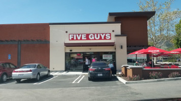 Five Guys food