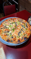 Pete Elda's Carmen's Pizzeria food