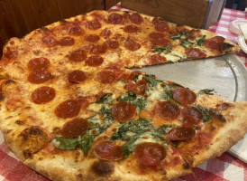 Ramunto's Brick Oven Pizza food