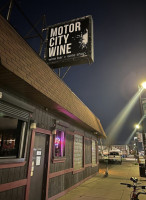 Motor City Wine outside