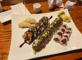 Sushi Kuni food