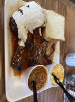 Saw's Bbq food