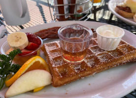 Belgian Cafe food