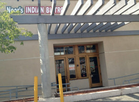 Noors Indian Bistro food