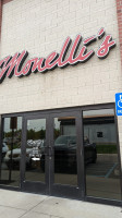 Monelli's Italian Grill Sports outside