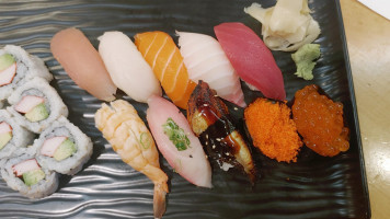 Hama Sushi food