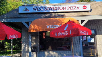 West Boylston Pizza inside