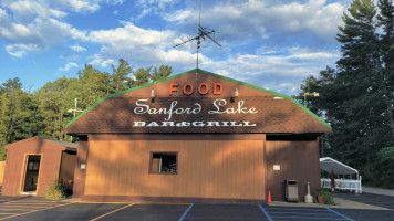 Sanford Lake Grill food