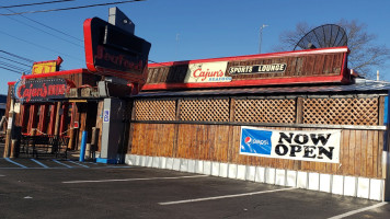 Cajun's Seafood outside