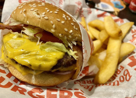 Red Robin Gourmet Burgers And Brews food