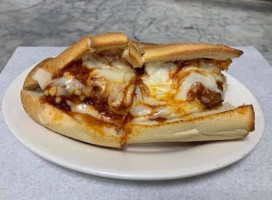 Tony's Pizzeria food