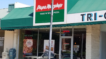 Papa Murphy 's Take 'n ' Bake Pizza outside