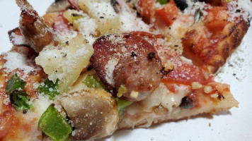 Fatte's Pizza Of Santa Maria food