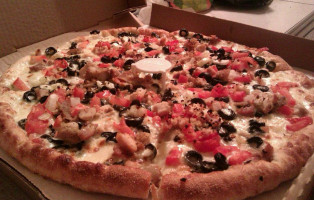 Fatte's Pizza Of Santa Maria food