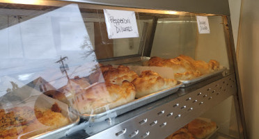 Di Lauro's Bakery And Pizza food